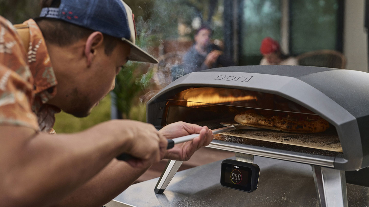 SOURCE Ooni Pizza Ovens