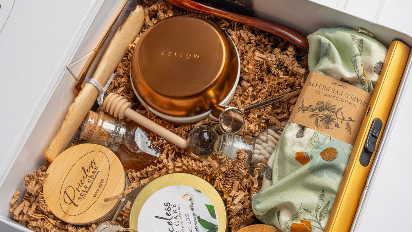 SOURCE The Priceless Box