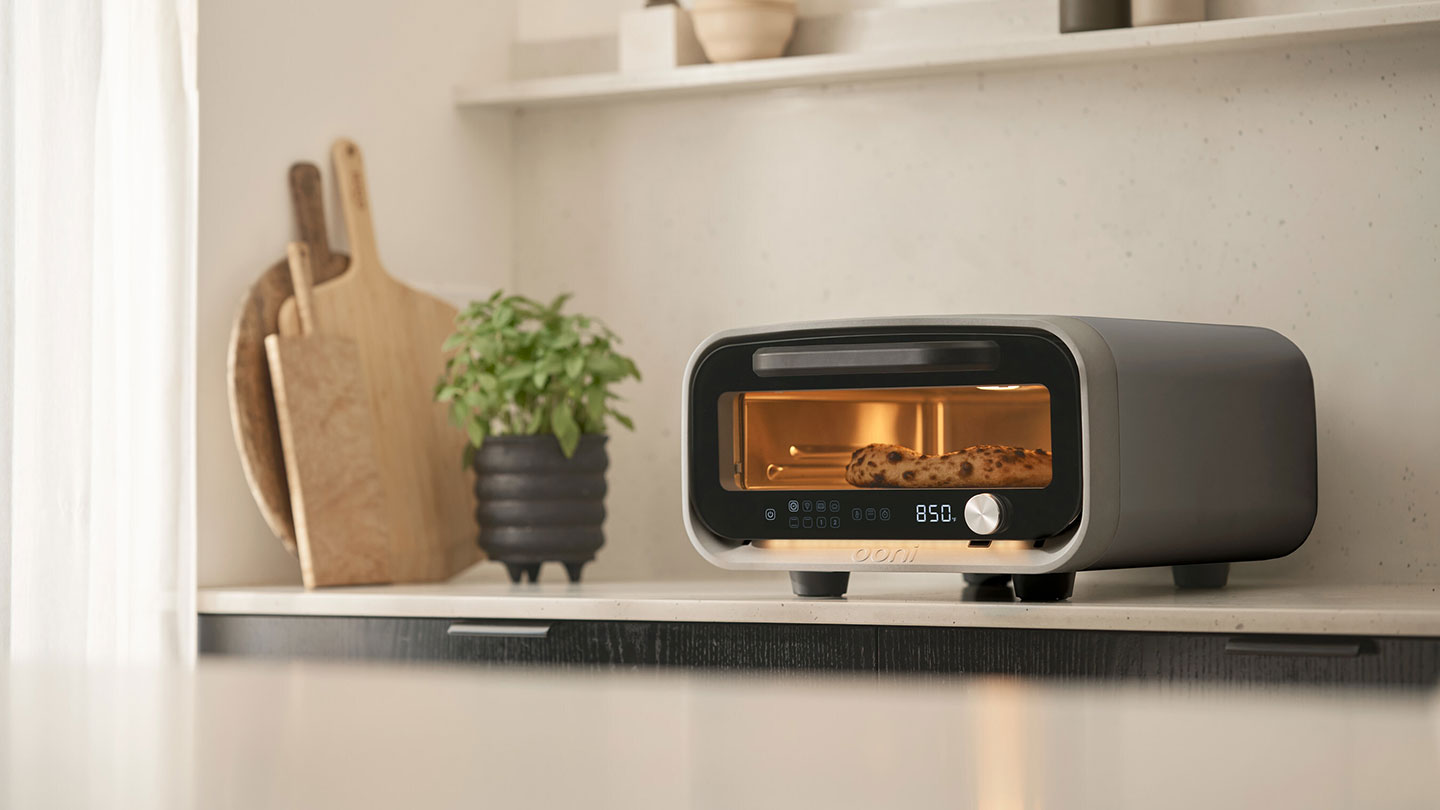 SOURCE Ooni Pizza Ovens
